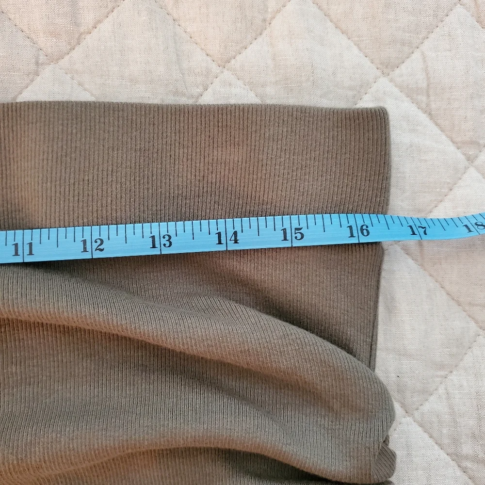Michael Stars Rae Ribbed Skirt With Side Slit - Picture 5 of 6